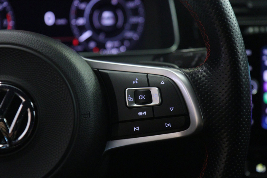 Volkswagen Golf 2.0 TSI GTI TCR /PANO/CARPLAY/CAM/KEYLESS/ACC/LANEASSIST/VOL
