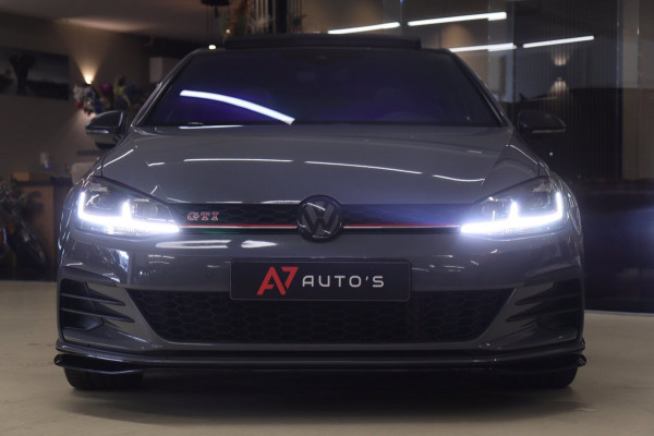 Volkswagen Golf 2.0 TSI GTI TCR /PANO/CARPLAY/CAM/KEYLESS/ACC/LANEASSIST/VOL