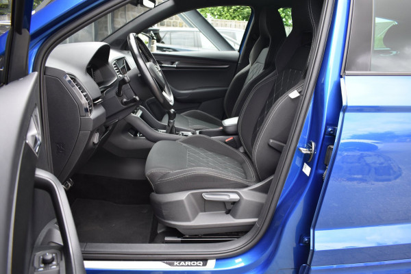 Škoda Karoq 1.5 TSI ACT Sportline | TREKHAAK | CANTON | ADAPTIEVE CRUISE CONTROLE | STOELVERWARMING | NAP | VOORRUITVERWARMING