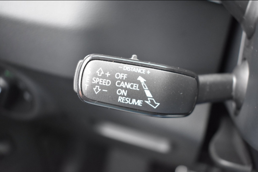 Škoda Karoq 1.5 TSI ACT Sportline | TREKHAAK | CANTON | ADAPTIEVE CRUISE CONTROLE | STOELVERWARMING | NAP | VOORRUITVERWARMING