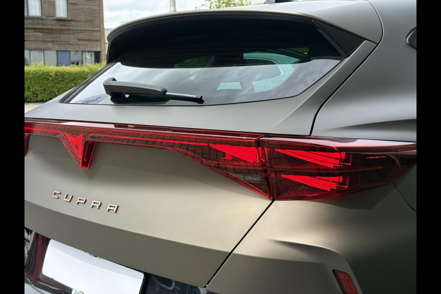 CUPRA Formentor 1.5 TSI e-Hybrid VZ Performance | 272pk PHEV | Sennheiser audio | Side-Assist | Stoel & Stuurverwarming | Memory Seat |