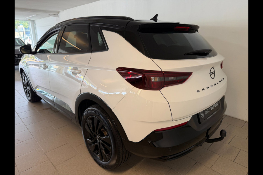 Opel Grandland 1.2 Turbo Ultimate 130PK AUTOMAAT AIRCO NAVI CRUISE LED MATRIX STOELVERW CAM PDC TREKHAAK PRIVACYGLAS NIEUWSTAAT