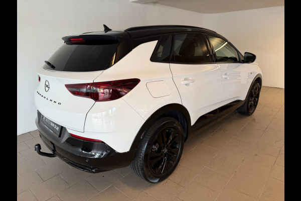 Opel Grandland 1.2 Turbo Ultimate 130PK AUTOMAAT AIRCO NAVI CRUISE LED MATRIX STOELVERW CAM PDC TREKHAAK PRIVACYGLAS NIEUWSTAAT