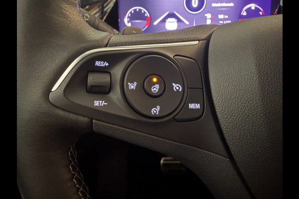Opel Grandland 1.2 Turbo Ultimate 130PK AUTOMAAT AIRCO NAVI CRUISE LED MATRIX STOELVERW CAM PDC TREKHAAK PRIVACYGLAS NIEUWSTAAT
