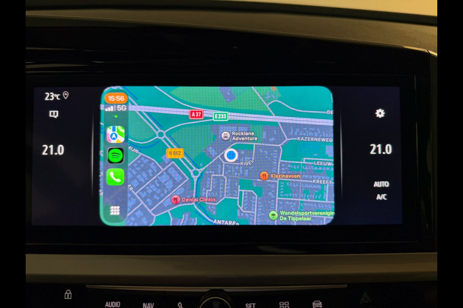 Opel Grandland 1.2 Turbo Ultimate 130PK AUTOMAAT AIRCO NAVI CRUISE LED MATRIX STOELVERW CAM PDC TREKHAAK PRIVACYGLAS NIEUWSTAAT