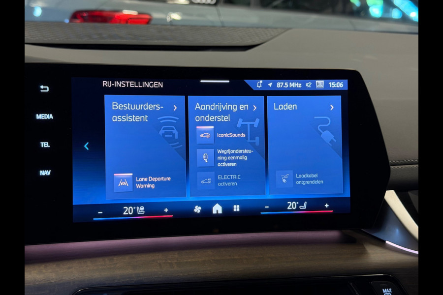 BMW 2 Serie Active Tourer 230e xDrive M sport|Pano|Memory|H&K|Full options