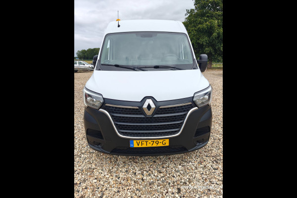 Renault Master T35 2.3 dCi 135 L2H2 + werkplaats inrichting , Euro 6 , 1e Eig , 140 PK , Apk 4-2027 , Camera , leuke bus.