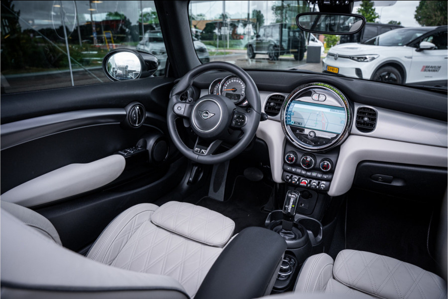 MINI Cabrio 2.0 Cooper S MINI Yours ** Nappa leder ** Keyless ** Camera ** Carplay