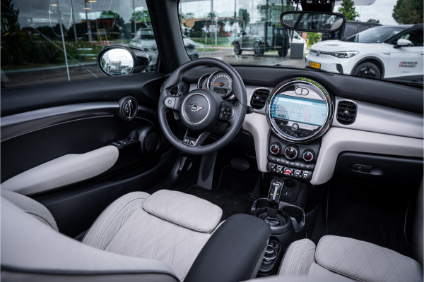 MINI Cabrio 2.0 Cooper S MINI Yours ** Nappa leder ** Keyless ** Camera ** Carplay