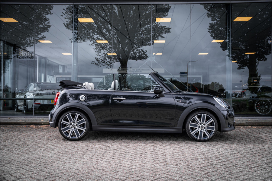 MINI Cabrio 2.0 Cooper S MINI Yours ** Nappa leder ** Keyless ** Camera ** Carplay