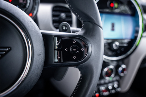 MINI Cabrio 2.0 Cooper S MINI Yours ** Nappa leder ** Keyless ** Camera ** Carplay
