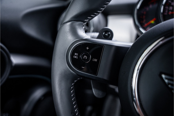 MINI Cabrio 2.0 Cooper S MINI Yours ** Nappa leder ** Keyless ** Camera ** Carplay