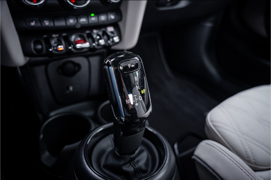 MINI Cabrio 2.0 Cooper S MINI Yours ** Nappa leder ** Keyless ** Camera ** Carplay