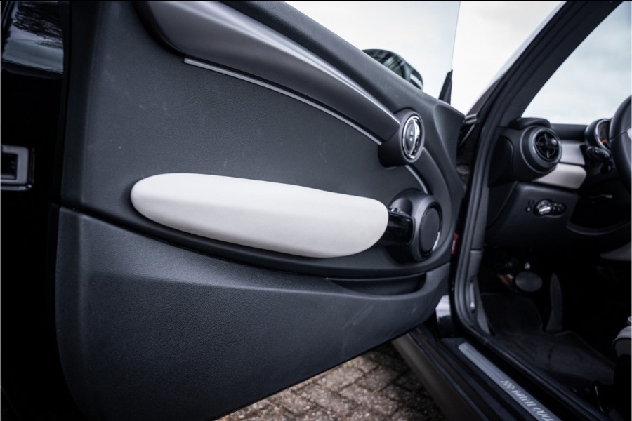MINI Cabrio 2.0 Cooper S MINI Yours ** Nappa leder ** Keyless ** Camera ** Carplay