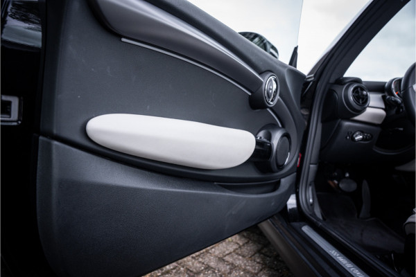 MINI Cabrio 2.0 Cooper S MINI Yours ** Nappa leder ** Keyless ** Camera ** Carplay
