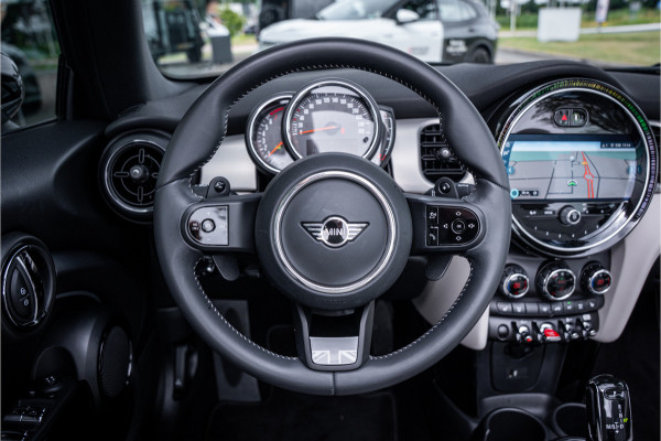 MINI Cabrio 2.0 Cooper S MINI Yours ** Nappa leder ** Keyless ** Camera ** Carplay