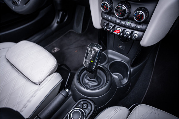 MINI Cabrio 2.0 Cooper S MINI Yours ** Nappa leder ** Keyless ** Camera ** Carplay