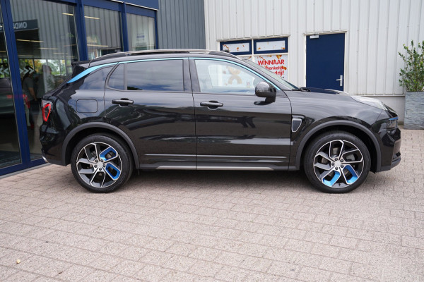 Lynk & Co 01 1.5|Prijs incl. 12 mnd garantie| PDC Panoramadak LMV Navi Apple carplay/Android auto Camera