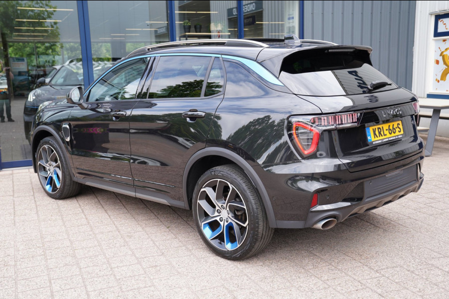 Lynk & Co 01 1.5|Prijs incl. 12 mnd garantie| PDC Panoramadak LMV Navi Apple carplay/Android auto Camera