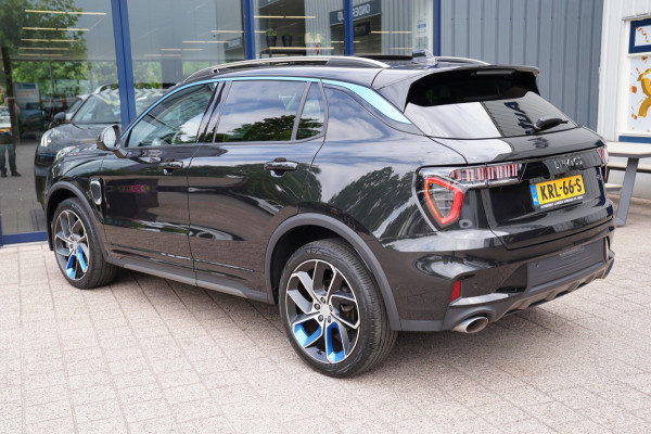 Lynk & Co 01 1.5|Prijs incl. 12 mnd garantie| PDC Panoramadak LMV Navi Apple carplay/Android auto Camera