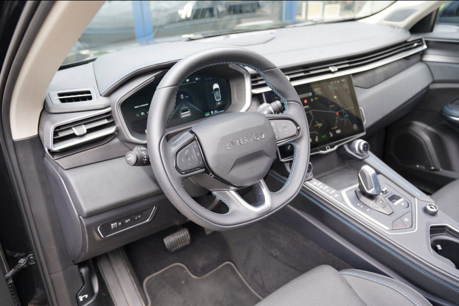 Lynk & Co 01 1.5|Prijs incl. 12 mnd garantie| PDC Panoramadak LMV Navi Apple carplay/Android auto Camera