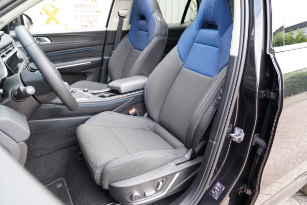 Lynk & Co 01 1.5|Prijs incl. 12 mnd garantie| PDC Panoramadak LMV Navi Apple carplay/Android auto Camera
