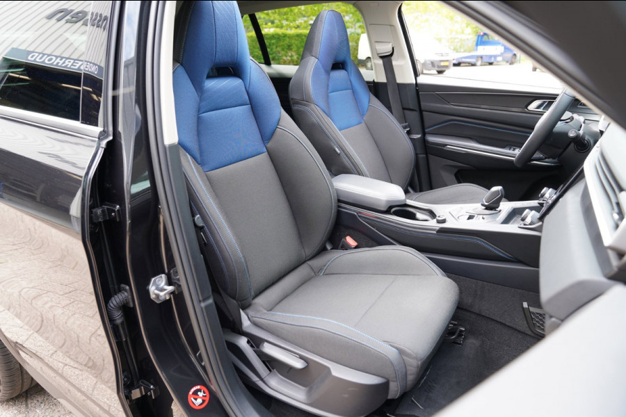 Lynk & Co 01 1.5|Prijs incl. 12 mnd garantie| PDC Panoramadak LMV Navi Apple carplay/Android auto Camera
