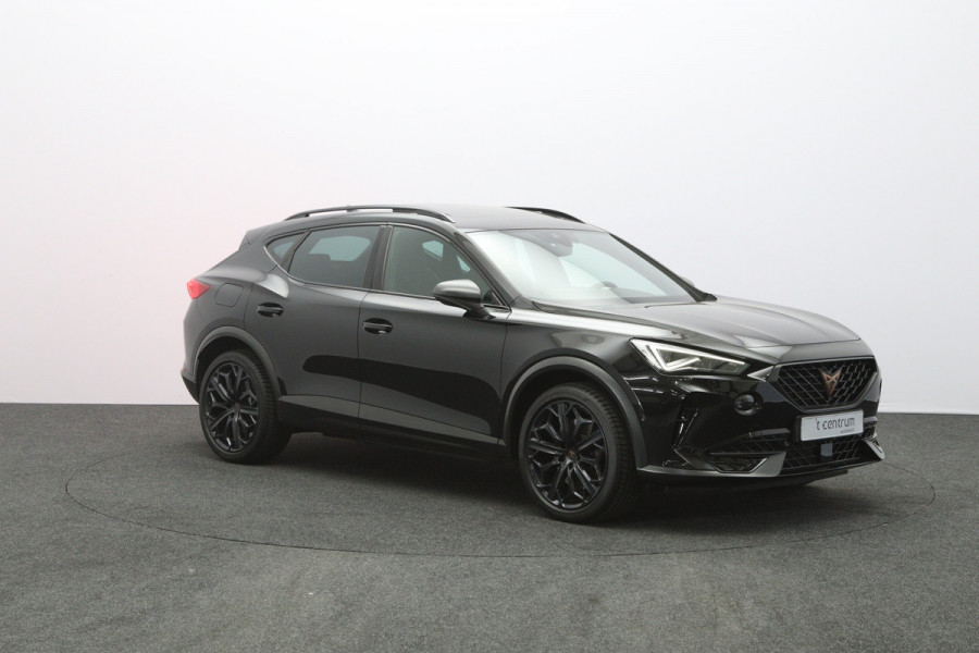 CUPRA Formentor 1.4 e-Hybrid VZ 245 PK Black Edition PHEV, Panoramadak, Memory, Alcantara, Camera, Winterpakket