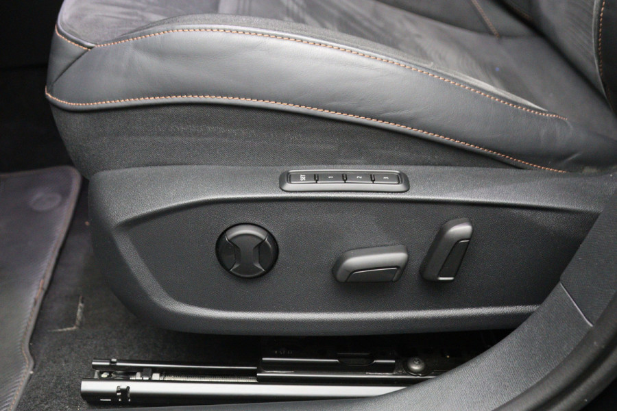 CUPRA Formentor 1.4 e-Hybrid VZ 245 PK Black Edition PHEV, Panoramadak, Memory, Alcantara, Camera, Winterpakket
