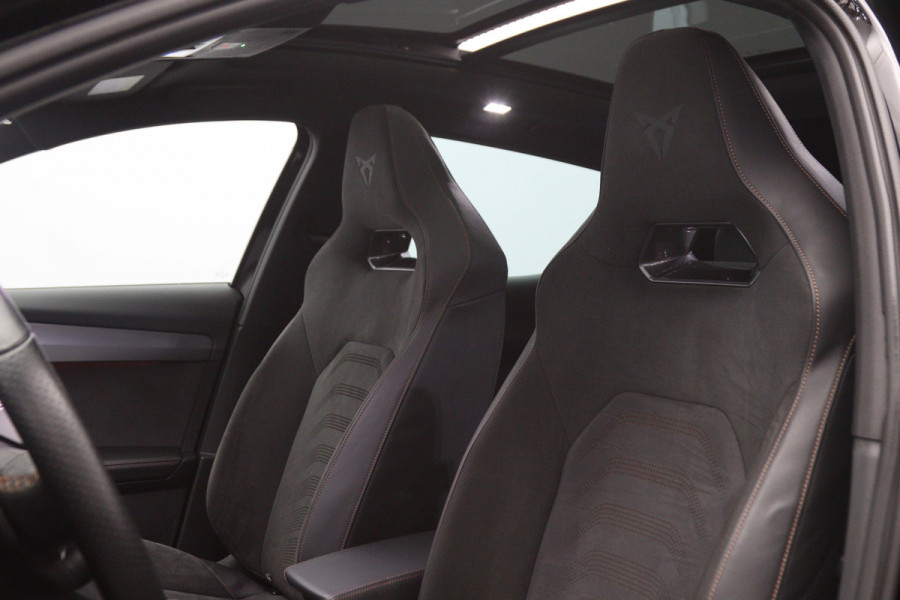 CUPRA Formentor 1.4 e-Hybrid VZ 245 PK Black Edition PHEV, Panoramadak, Memory, Alcantara, Camera, Winterpakket