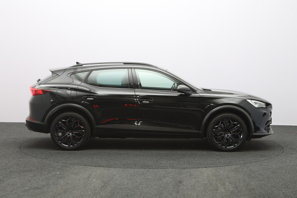 CUPRA Formentor 1.4 e-Hybrid VZ 245 PK Black Edition PHEV, Panoramadak, Memory, Alcantara, Camera, Winterpakket