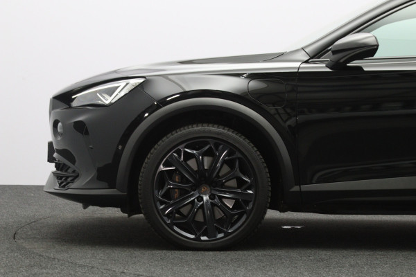 CUPRA Formentor 1.4 e-Hybrid VZ 245 PK Black Edition PHEV, Panoramadak, Memory, Alcantara, Camera, Winterpakket