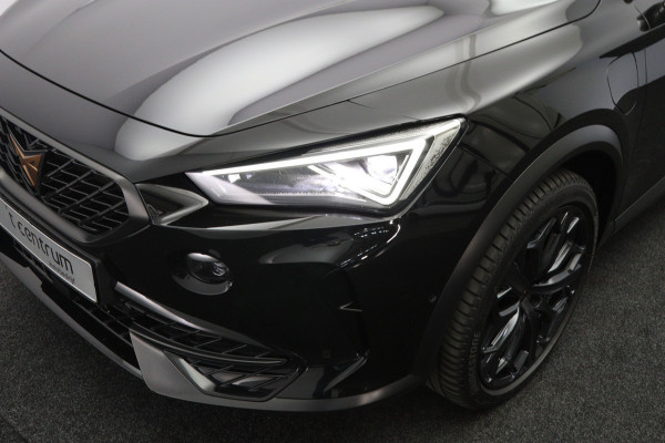 CUPRA Formentor 1.4 e-Hybrid VZ 245 PK Black Edition PHEV, Panoramadak, Memory, Alcantara, Camera, Winterpakket