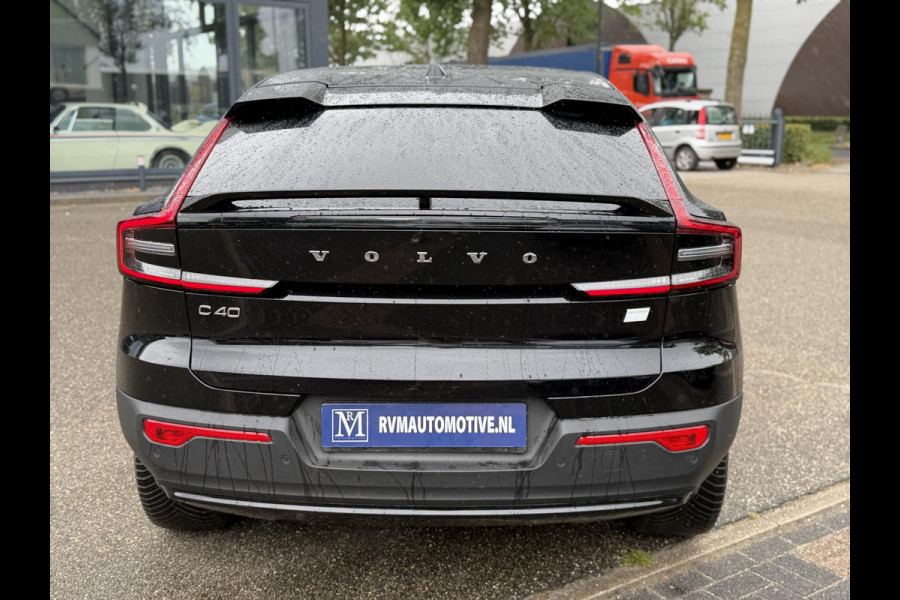 Volvo EC40 Recharge Plus 69 kWh VOL OPTIES| ELEKTRISCHE ACHTERKLEP| DEALER ONDERHOUDEN| RIJKLAARPRIJS| WARMTEPOMP + STOEL STUURVERWARMING| CAMERA|