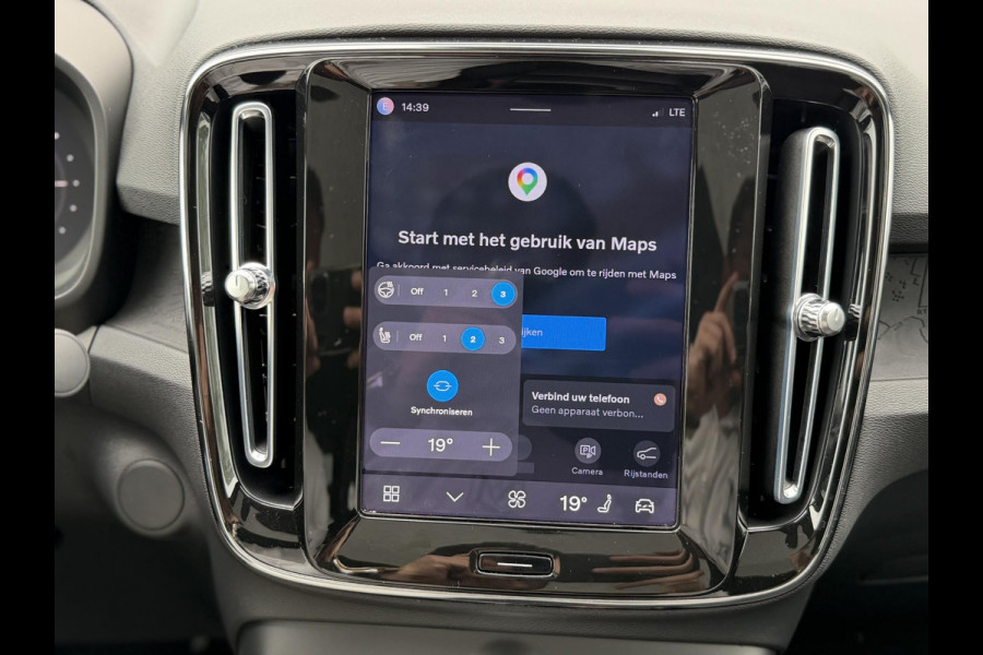 Volvo EC40 Recharge Plus 69 kWh VOL OPTIES| ELEKTRISCHE ACHTERKLEP| DEALER ONDERHOUDEN| RIJKLAARPRIJS| WARMTEPOMP + STOEL STUURVERWARMING| CAMERA|