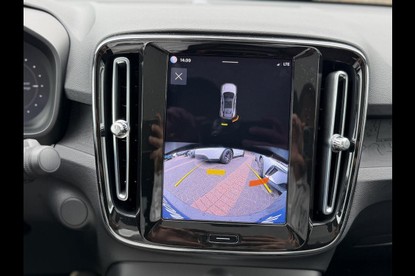 Volvo EC40 Recharge Plus 69 kWh VOL OPTIES| ELEKTRISCHE ACHTERKLEP| DEALER ONDERHOUDEN| RIJKLAARPRIJS| WARMTEPOMP + STOEL STUURVERWARMING| CAMERA|