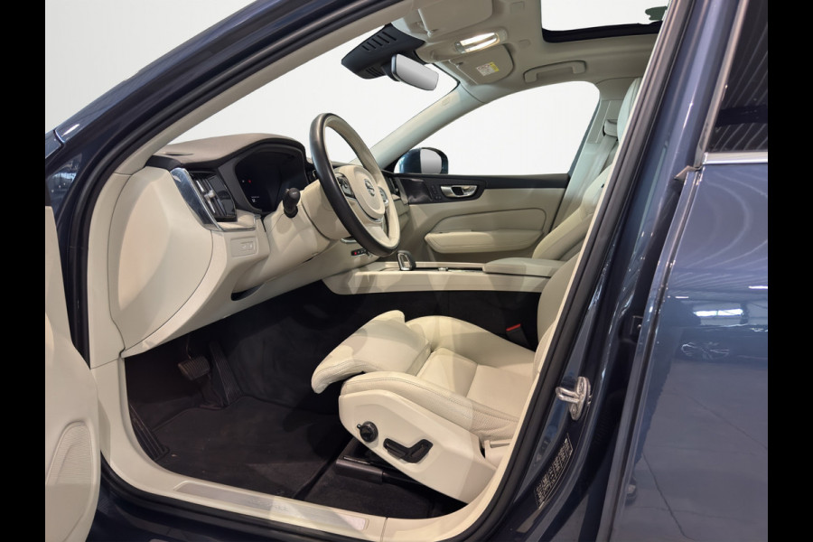 Volvo XC60 T6 Aut. Long Range Ultimate Bright ACC Stoelverwarming Parkeercamera 350pk