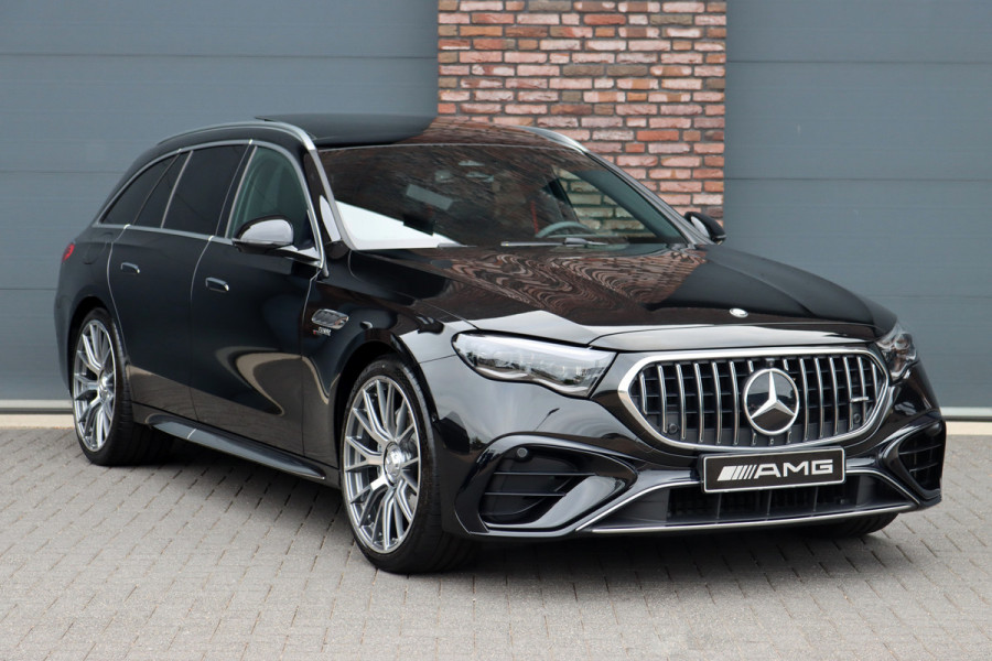 Mercedes-Benz E-Klasse Estate AMG 53 4MATIC+ | Hyperscreen | Achterasbesturing | Trekhaak | Distronic | Burmester | Panoramadak | Surround Camera | Digital Light |