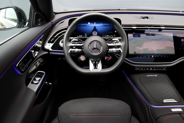 Mercedes-Benz E-Klasse Estate AMG 53 4MATIC+ | Hyperscreen | Achterasbesturing | Trekhaak | Distronic | Burmester | Panoramadak | Surround Camera | Digital Light |