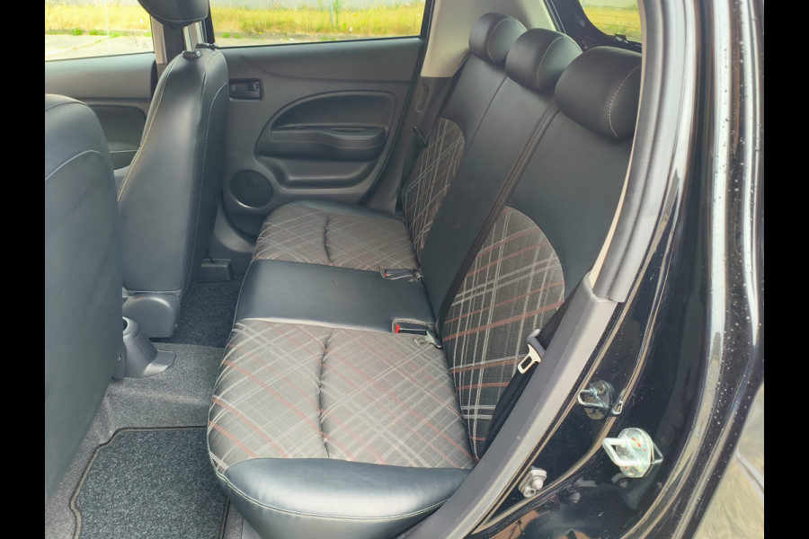 Mitsubishi Space Star 1.2 Instyle AUTOMAAT Rijklaar + 12 maandenBovag-garantie Henk Jongen Auto's in Helmond,  al 50 jaar service zoals 't hoort!