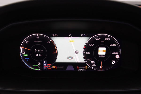 CUPRA Leon Sportstourer 1.4 e-Hybrid 204 PK Business PHEV, Panoramadak, Camera, Winterpakket, Kuipstoelen