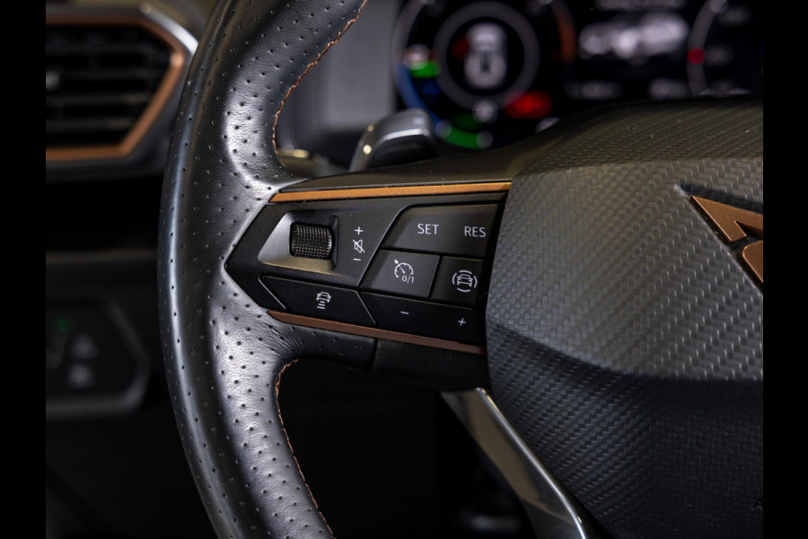 CUPRA Formentor 1.4 e-Hybrid Business SOH 92% / 204pk / Trekhaak / Achteruitrij camera /