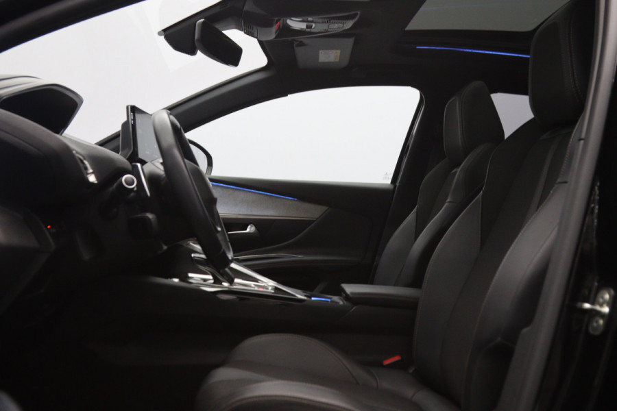 Peugeot 3008 1.2 PureTech 130 PK GT, Panoramadak, Trekhaak, Adap. Cruise Control, Carplay, Camera