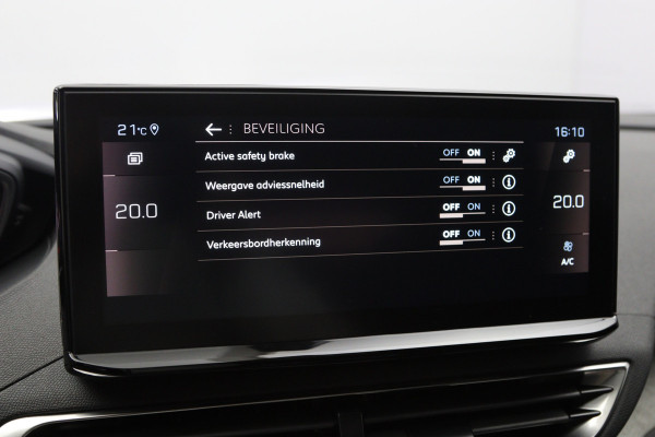 Peugeot 3008 1.2 PureTech 130 PK GT, Panoramadak, Trekhaak, Adap. Cruise Control, Carplay, Camera