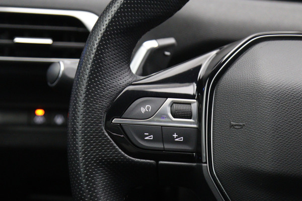 Peugeot 3008 1.2 PureTech 130 PK GT, Panoramadak, Trekhaak, Adap. Cruise Control, Carplay, Camera