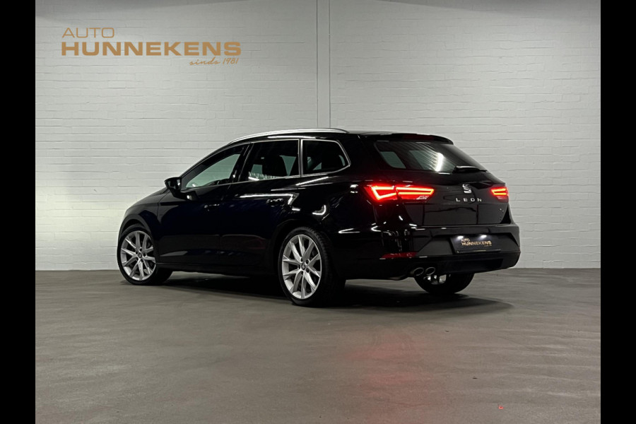 Seat Leon ST 1.5 TSI FR Business Intense | Cruise control | Achterruitrijcamera | Carplay | Beats soundsystem | Climate control | Navigatie | Airco | Parkeersensoren