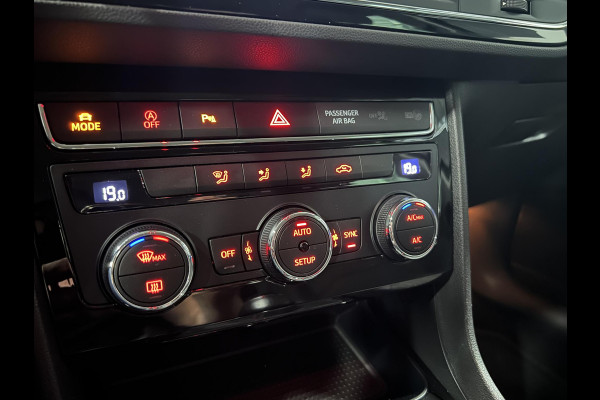 Seat Leon ST 1.5 TSI FR Business Intense | Cruise control | Achterruitrijcamera | Carplay | Beats soundsystem | Climate control | Navigatie | Airco | Parkeersensoren