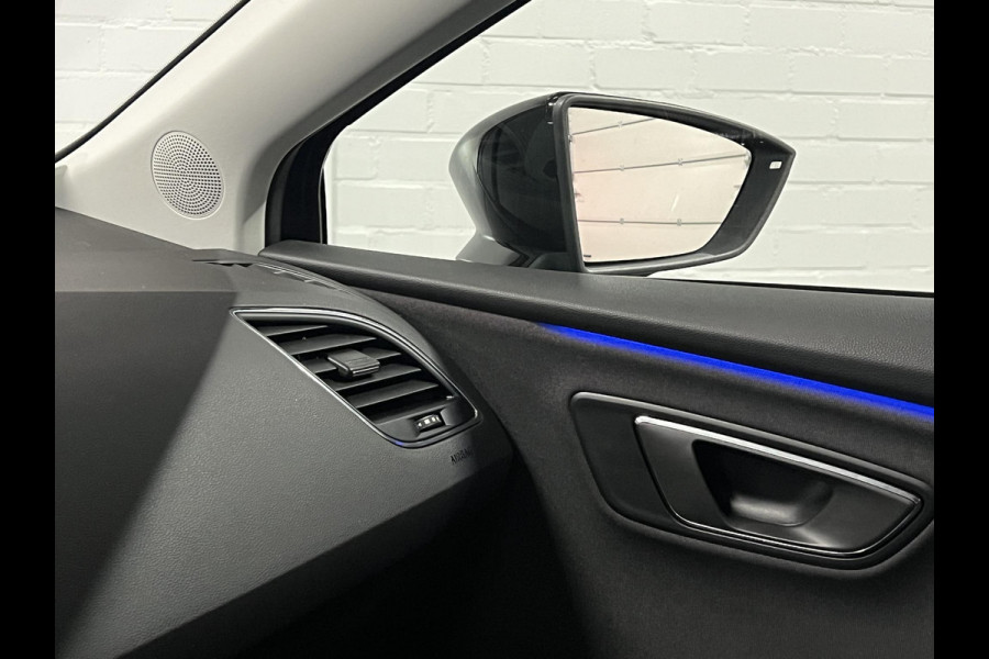 Seat Leon ST 1.5 TSI FR Business Intense | Cruise control | Achterruitrijcamera | Carplay | Beats soundsystem | Climate control | Navigatie | Airco | Parkeersensoren