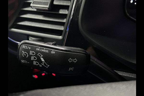 Seat Leon ST 1.5 TSI FR Business Intense | Cruise control | Achterruitrijcamera | Carplay | Beats soundsystem | Climate control | Navigatie | Airco | Parkeersensoren