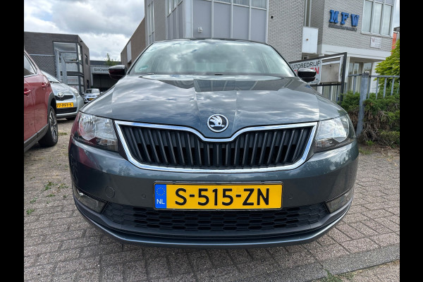 Škoda Rapid Spaceback 1.0 TSI Greentech Drive * PANO * TREKHAAK * AUTOMAAT *